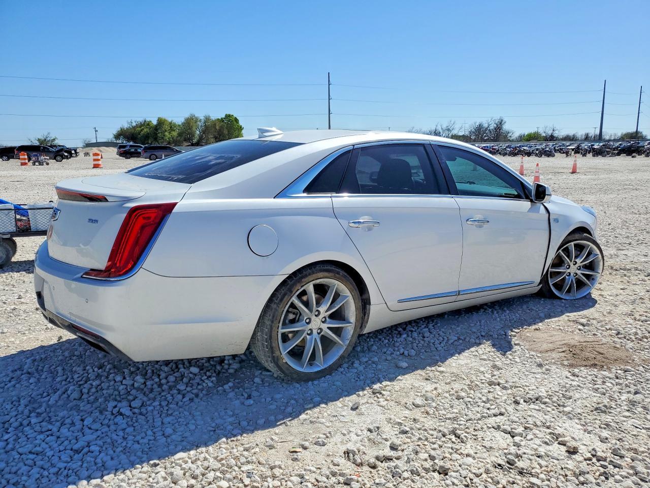 2018 CADILLAC XTS