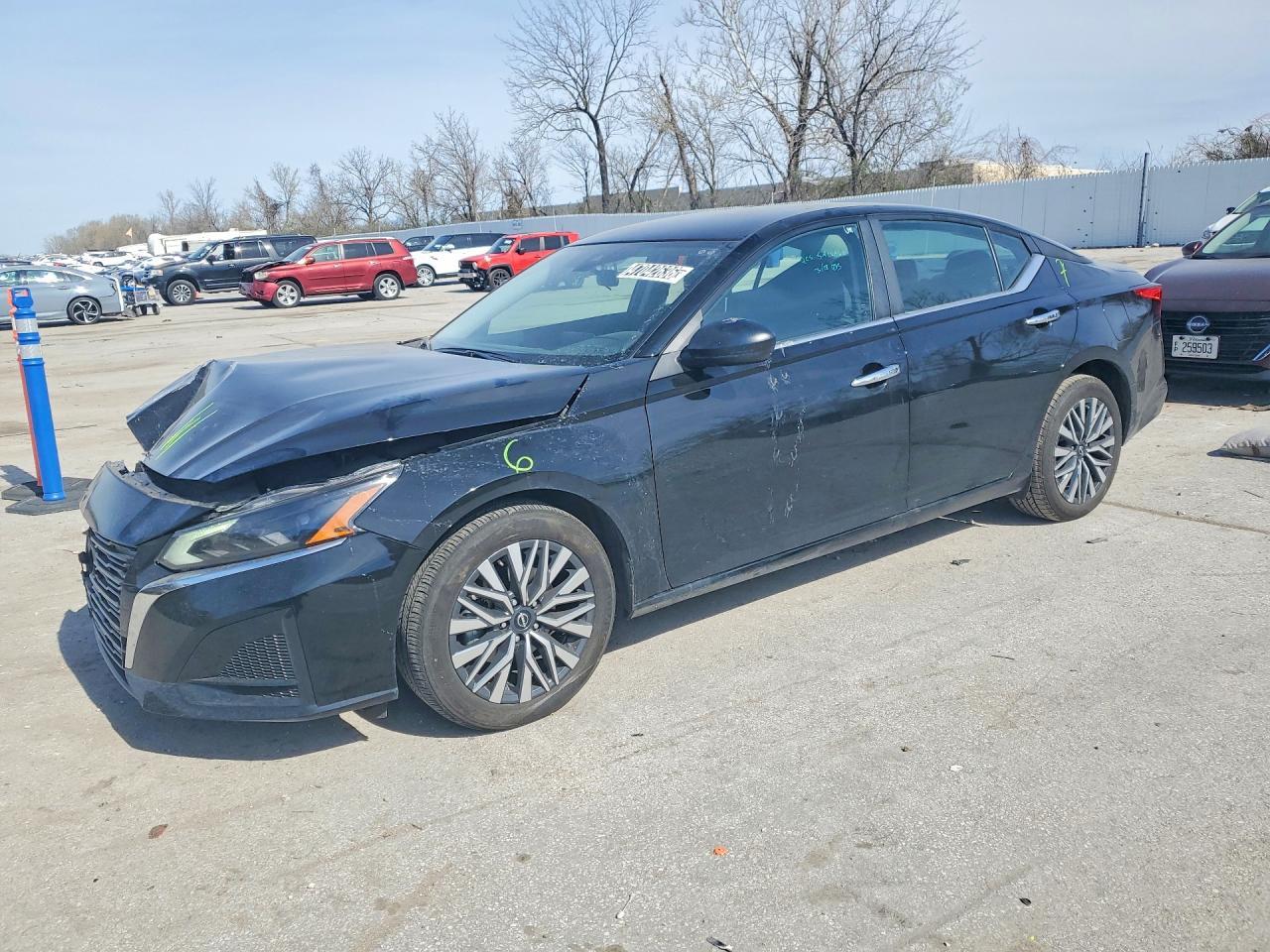 2025 NISSAN ALTIMA
