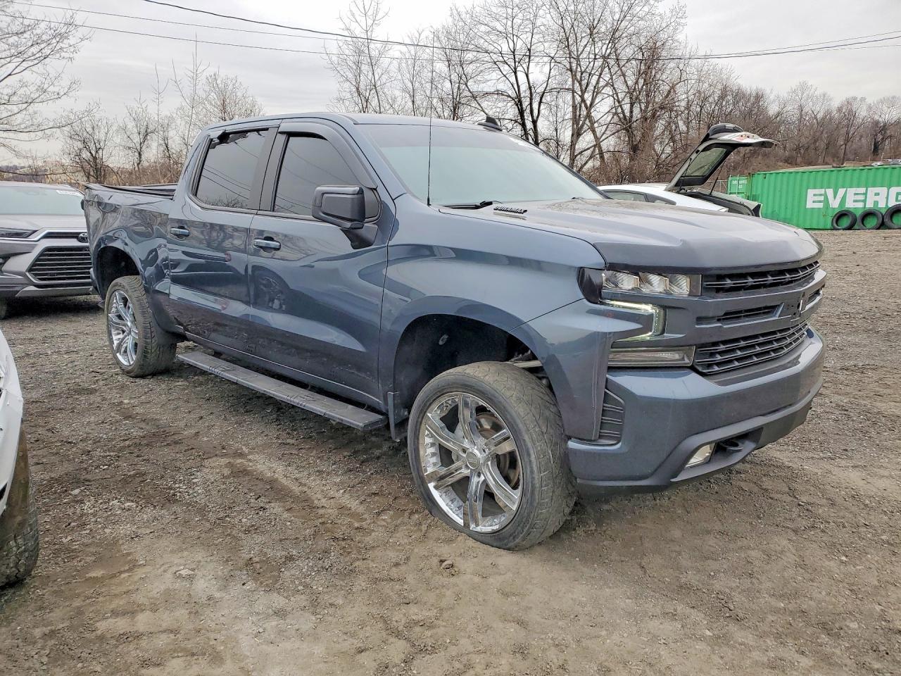 2021 CHEVROLET Silverado