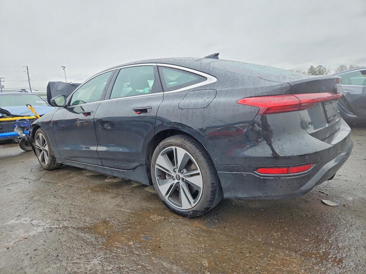 2025 AUDI A6
