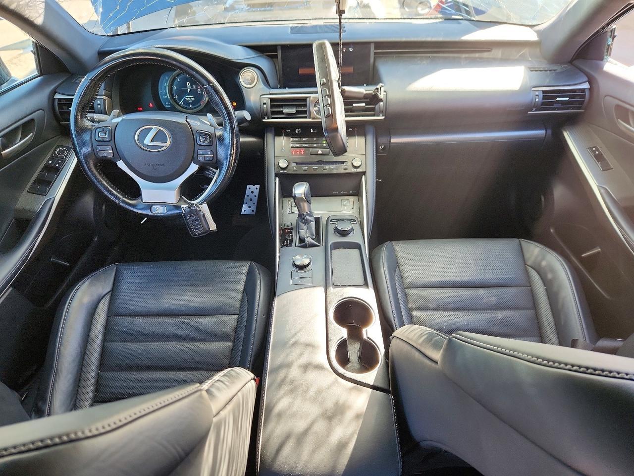 2017 LEXUS IS 300