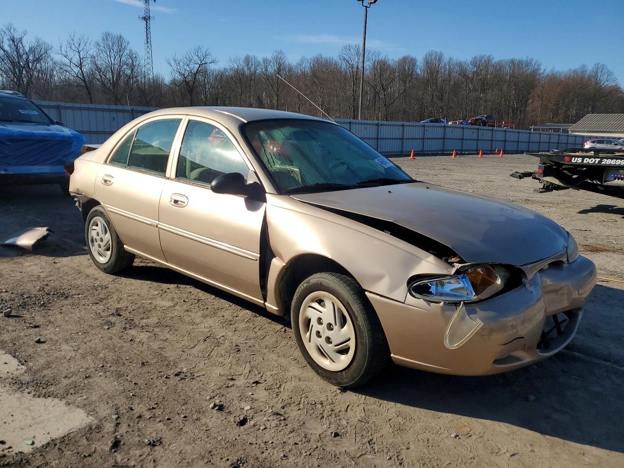 1999 FORD Escort