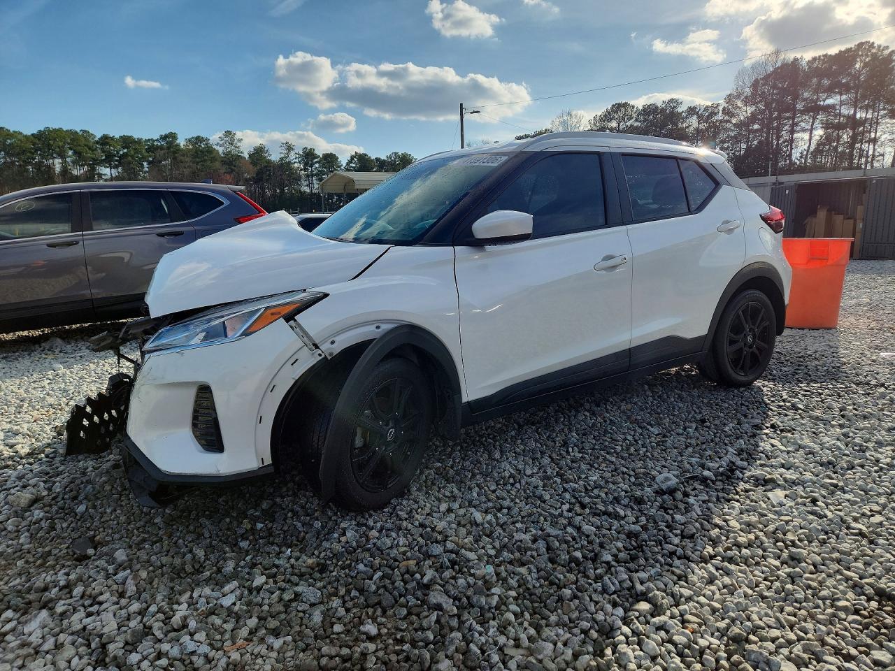 2022 NISSAN KICKS