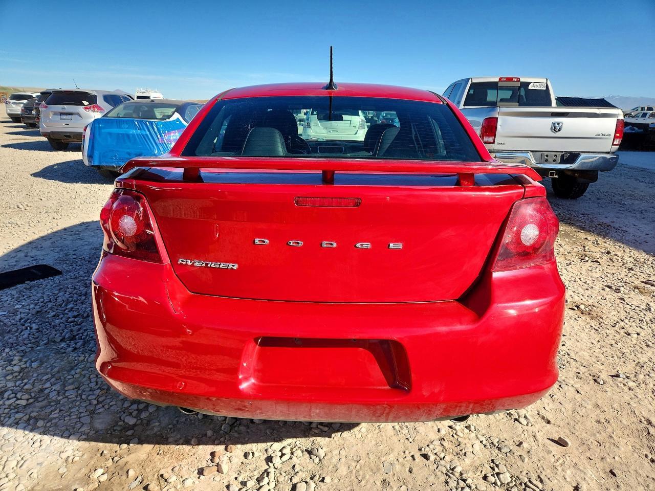 2014 DODGE Avenger
