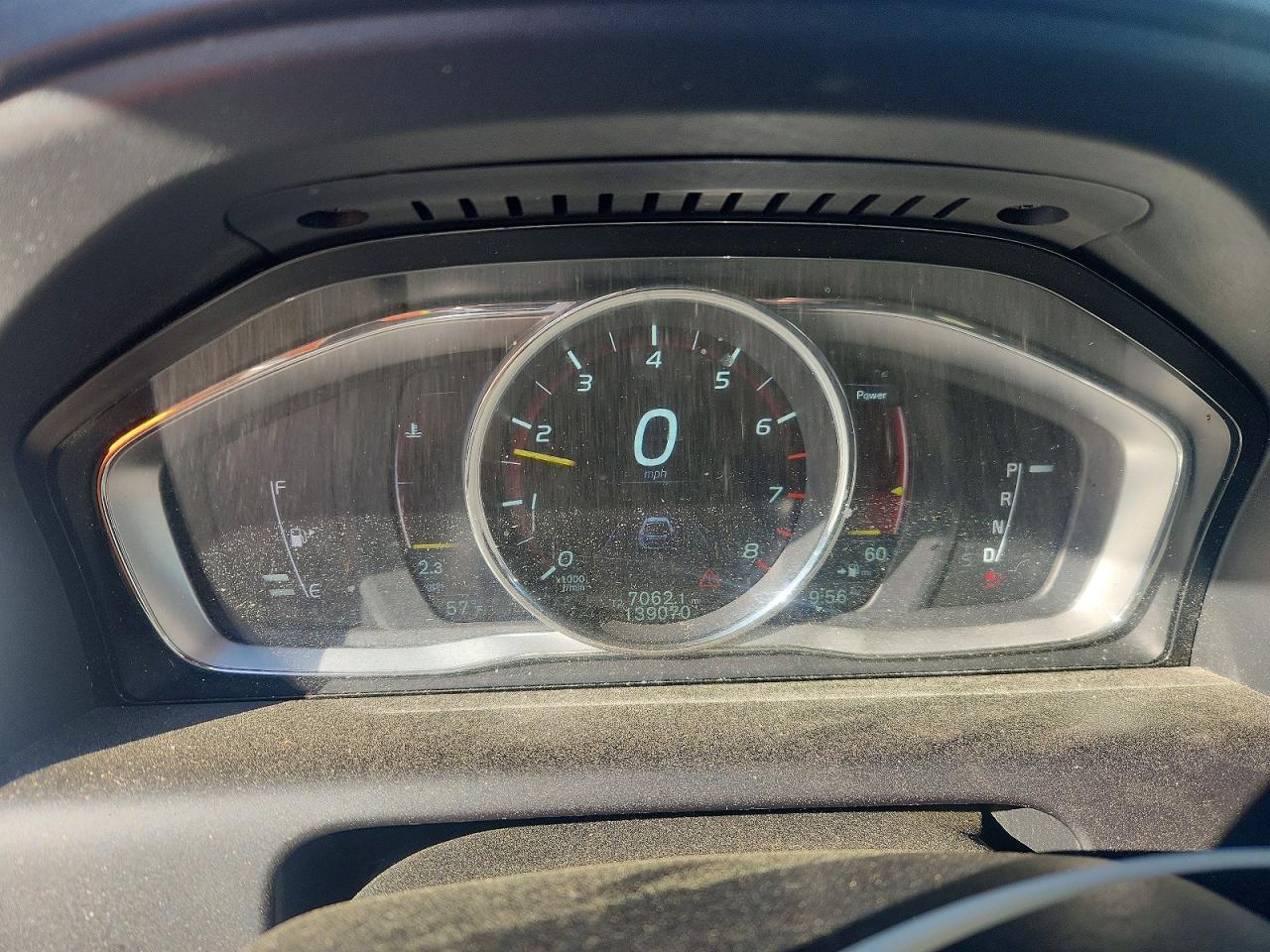 2016 VOLVO XC60