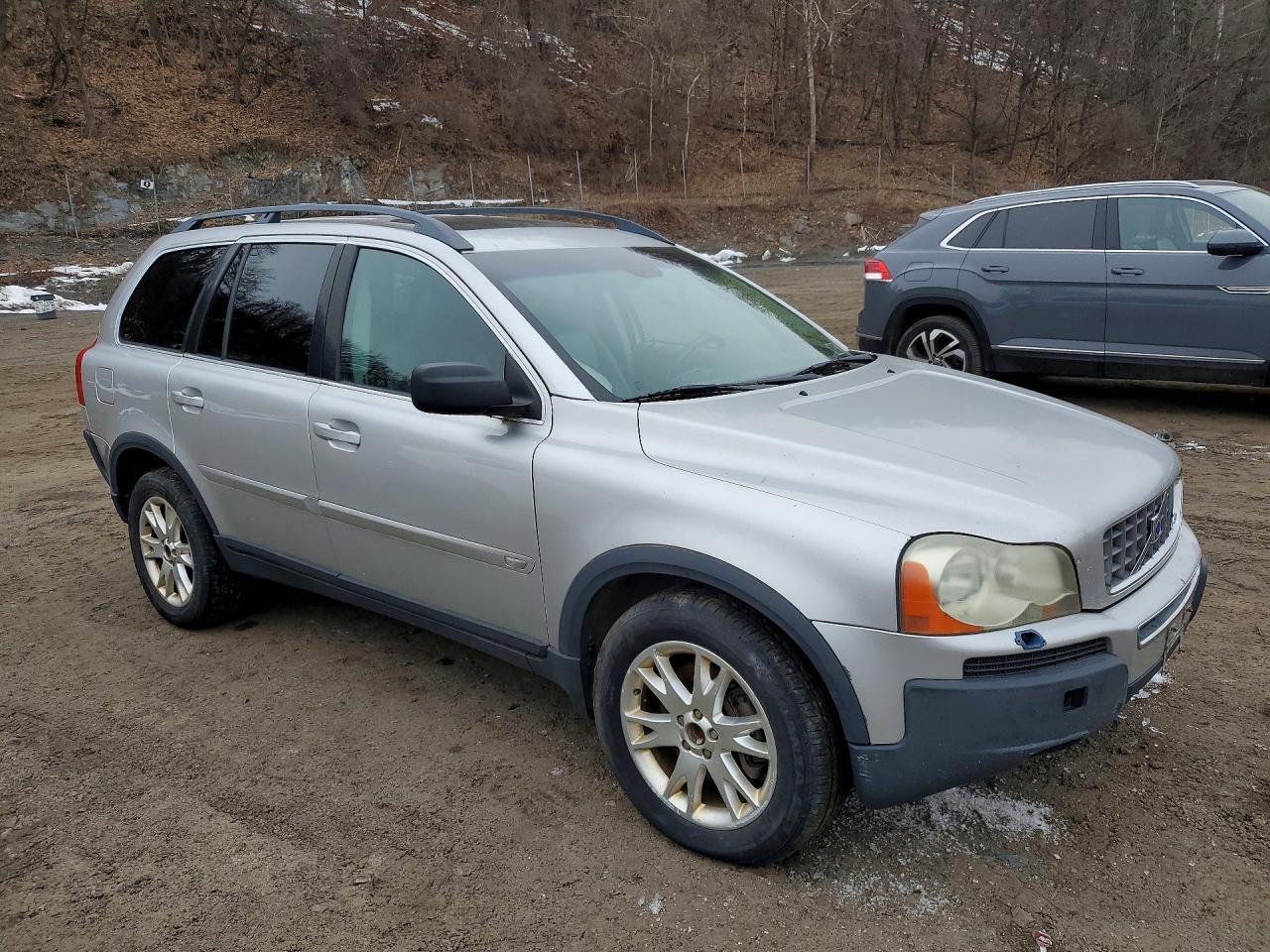2005 VOLVO XC90