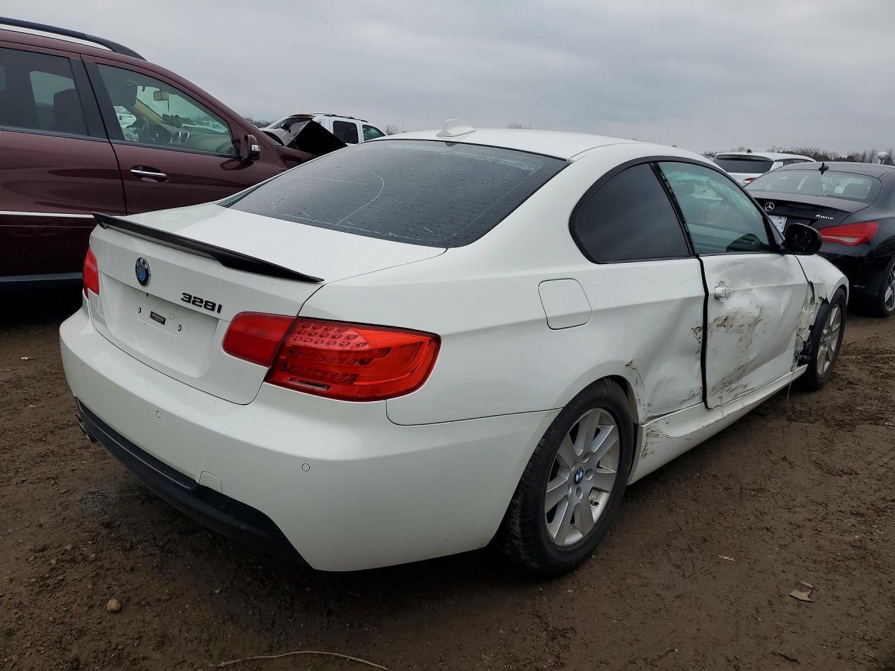 2012 BMW 3 SERIES