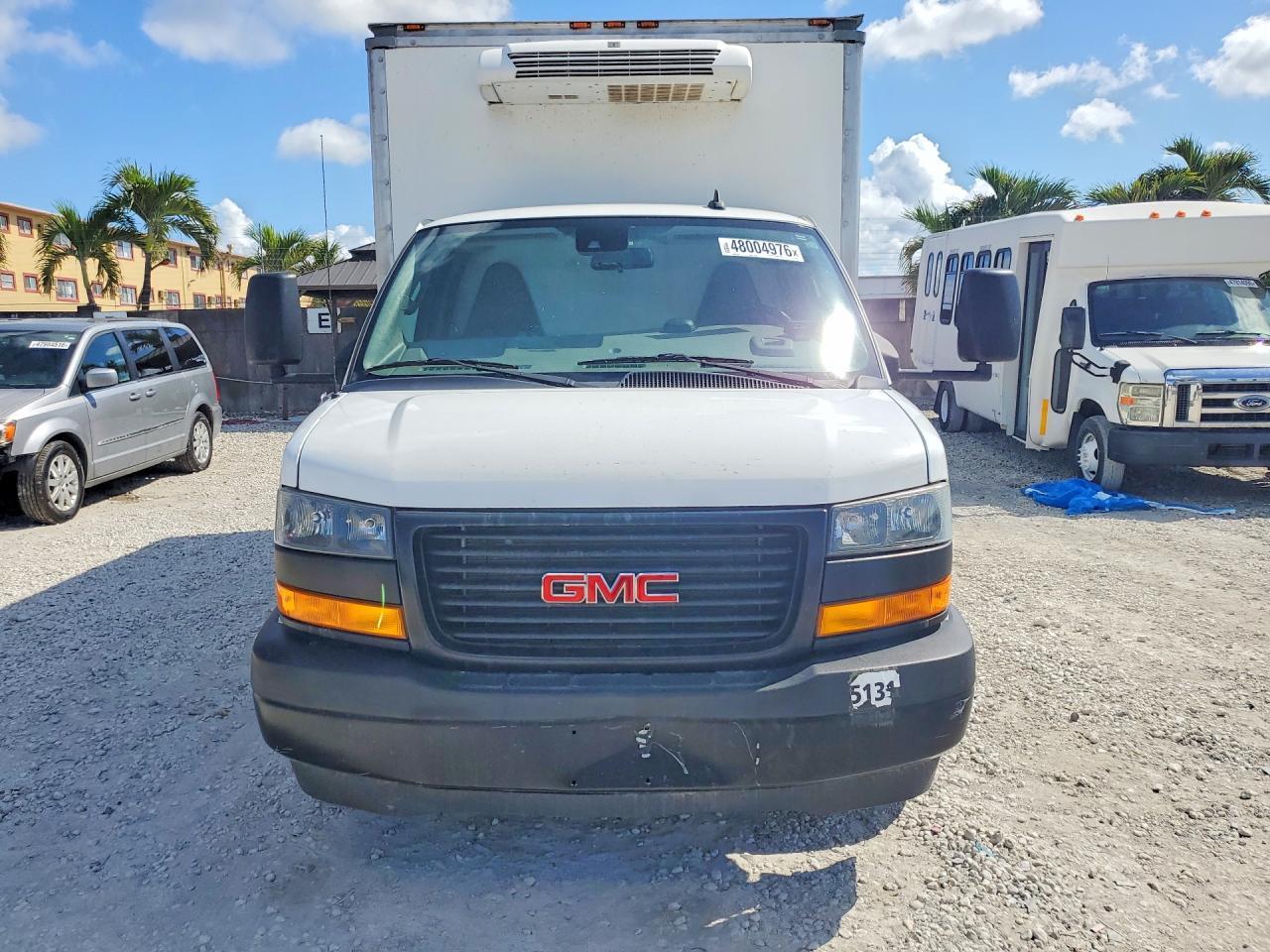 2022 GMC Savana
