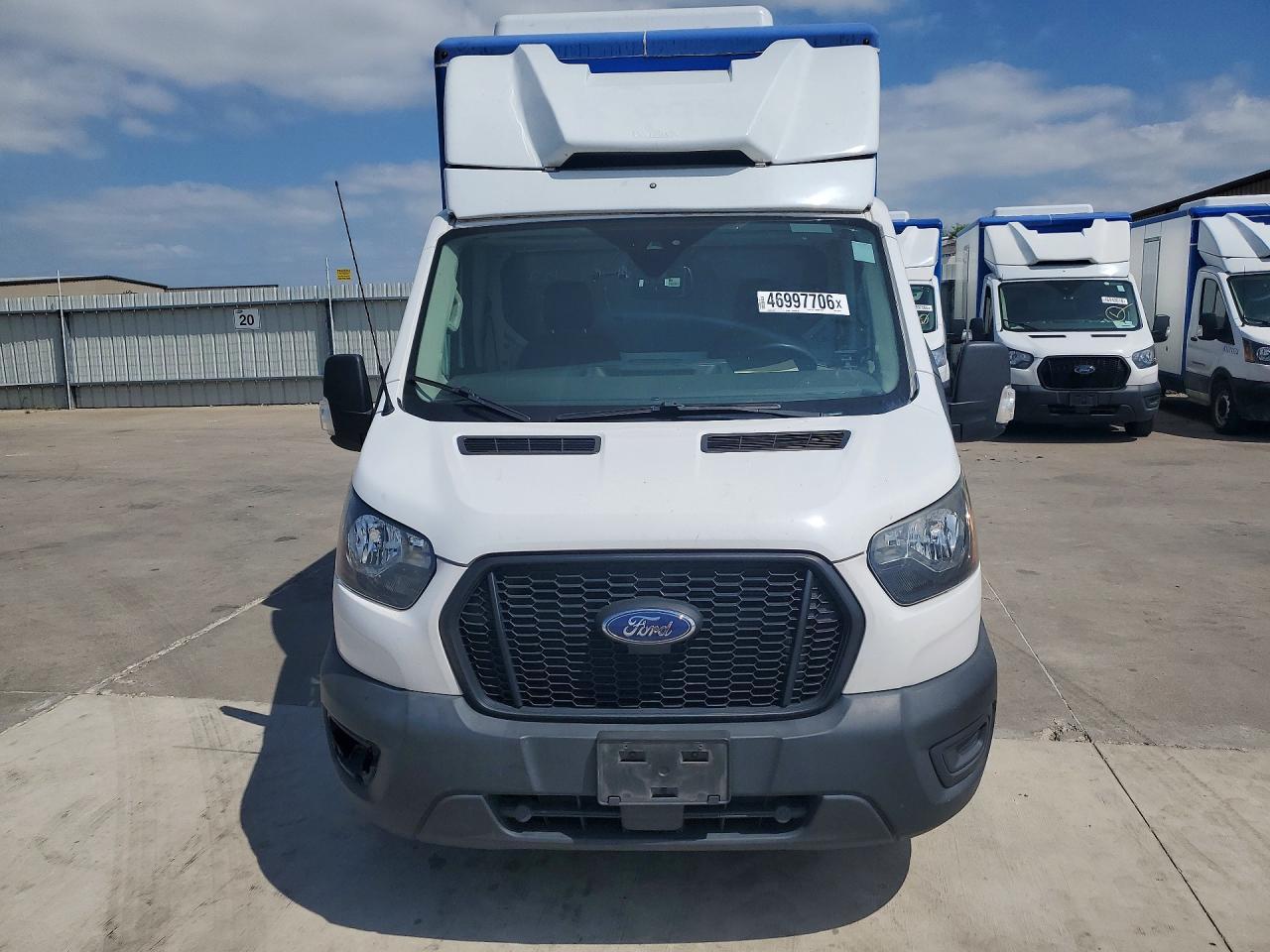 2022 FORD Transit