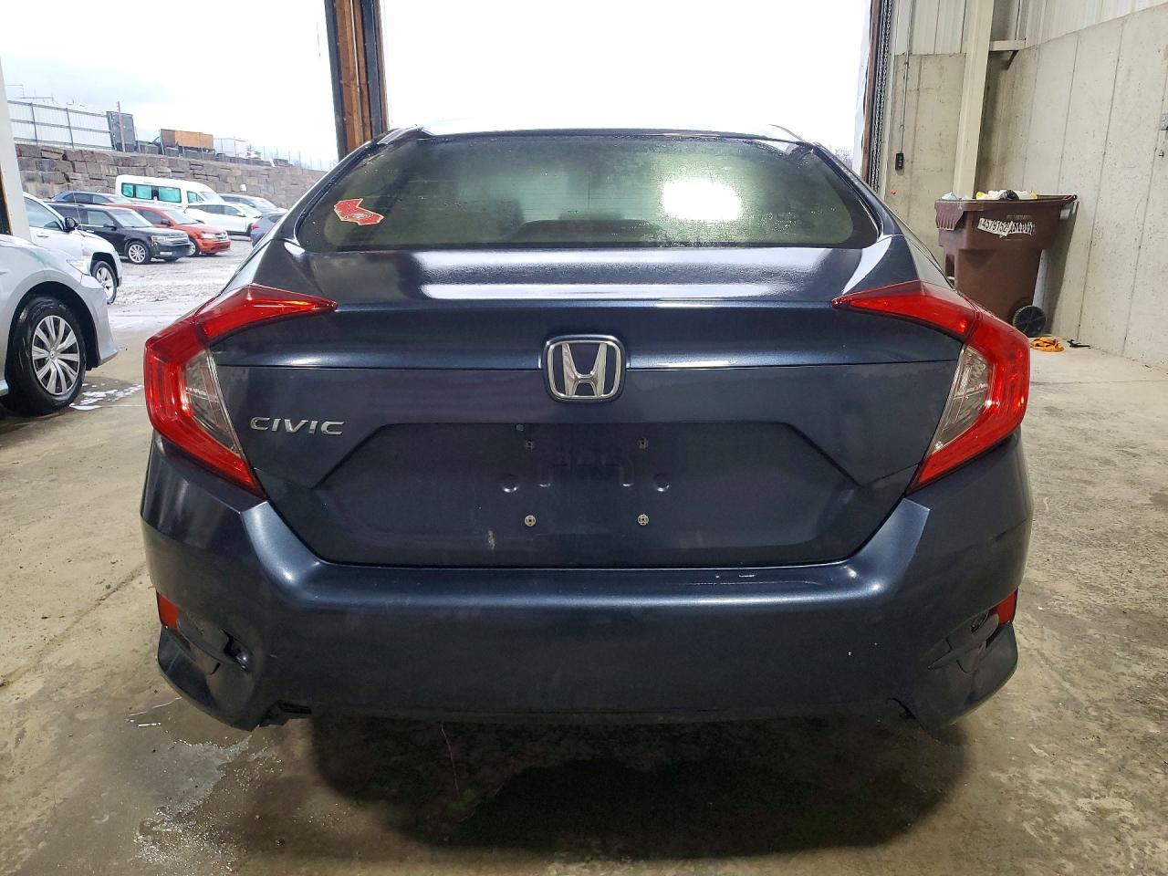 2018 HONDA CIVIC