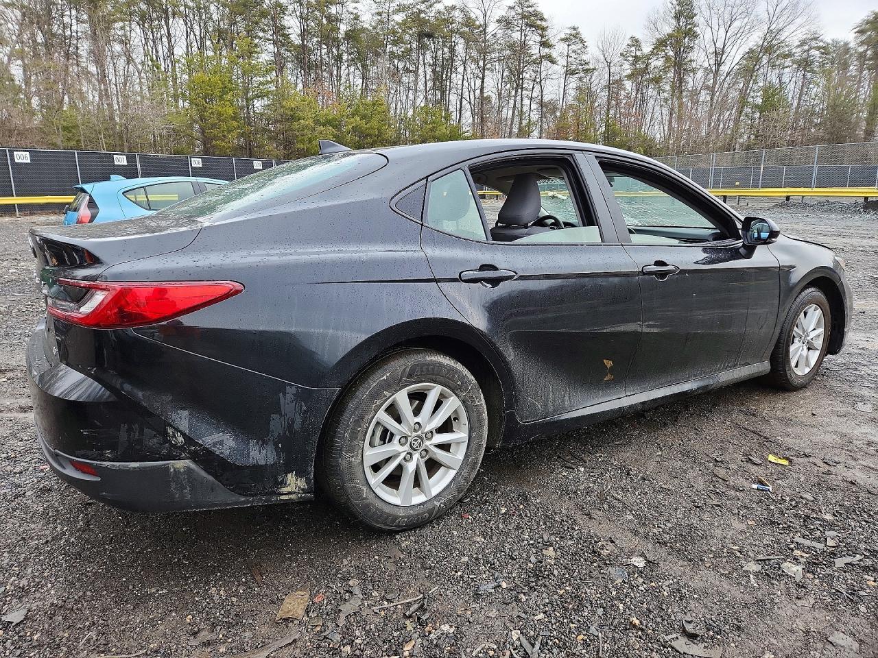 2025 TOYOTA CAMRY