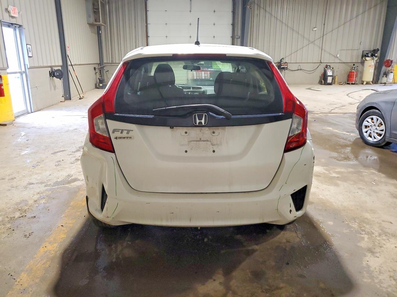 2016 HONDA FIT