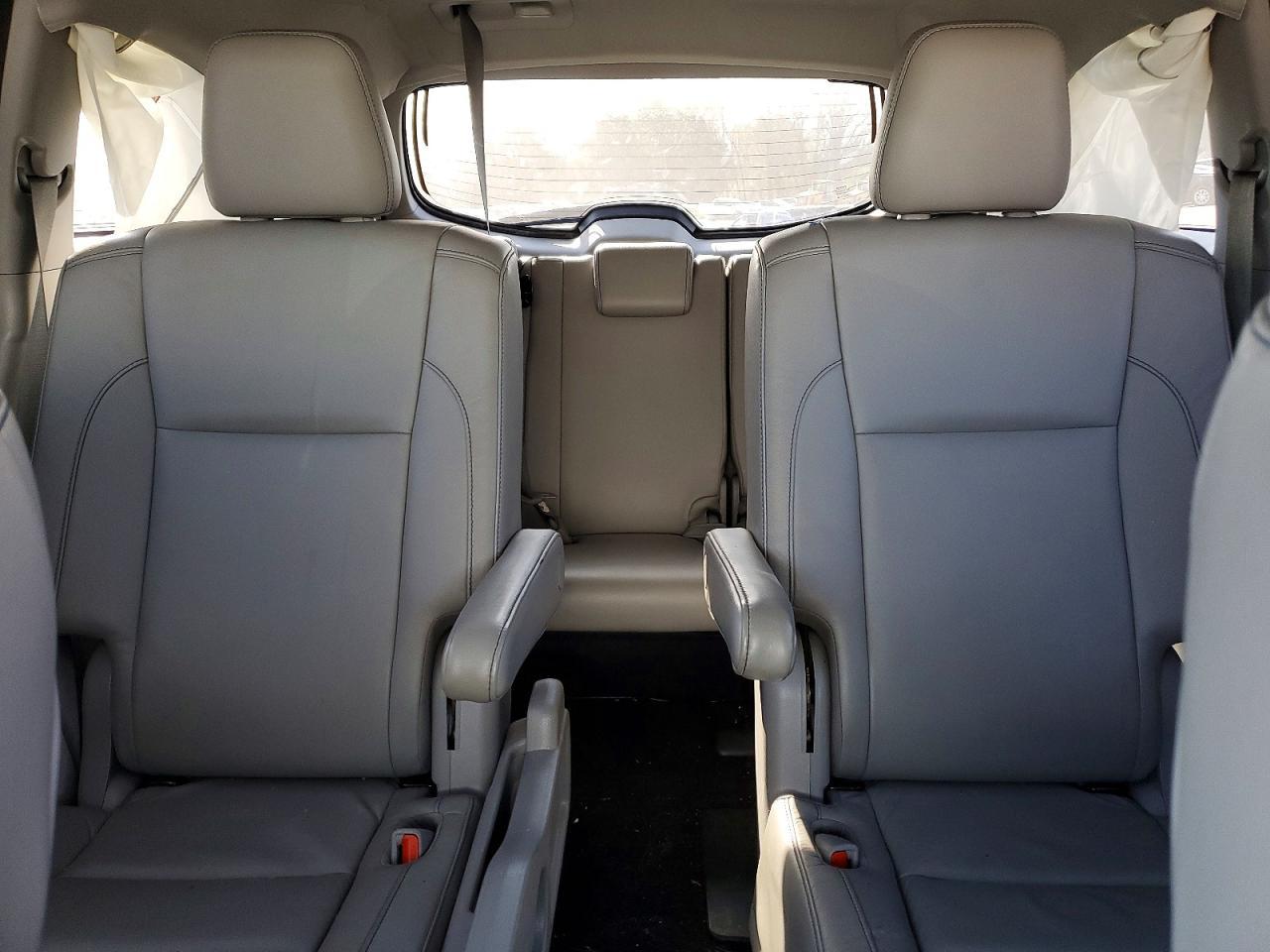 2017 TOYOTA HIGHLANDER