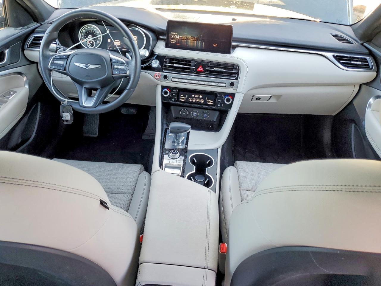 2025 GENESIS G70