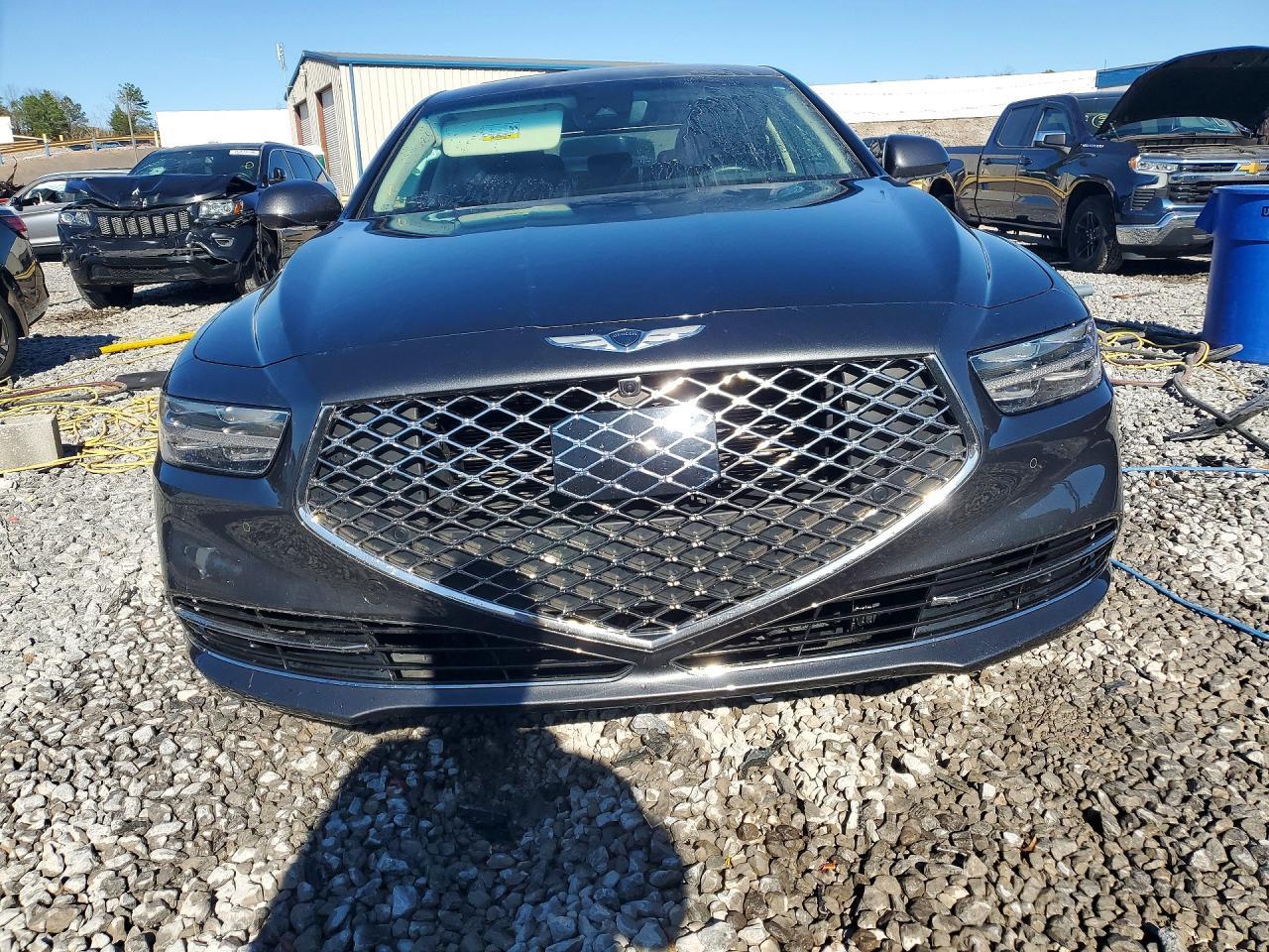 2021 GENESIS G90