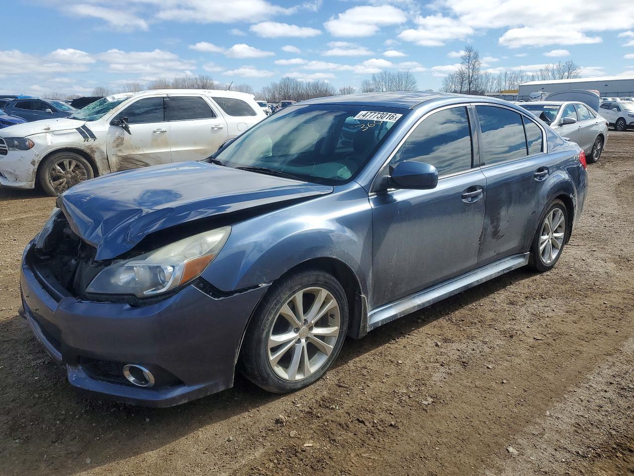 2013 SUBARU Legacy