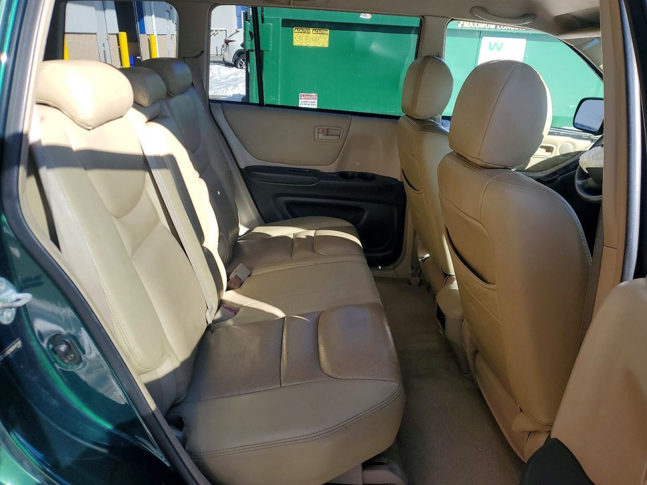2003 TOYOTA HIGHLANDER