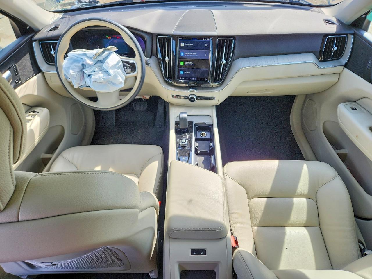 2023 VOLVO XC60
