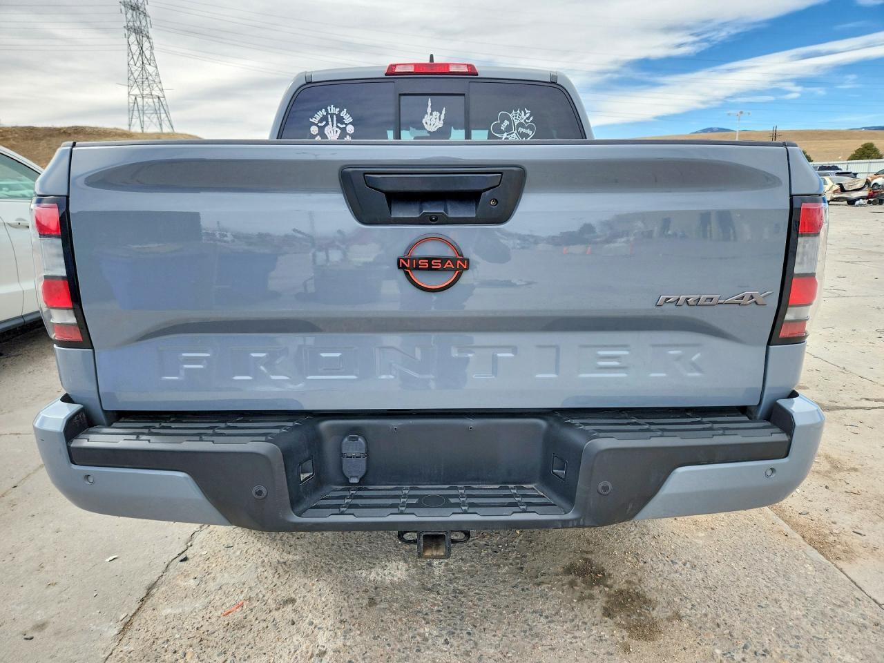 2022 NISSAN Frontier