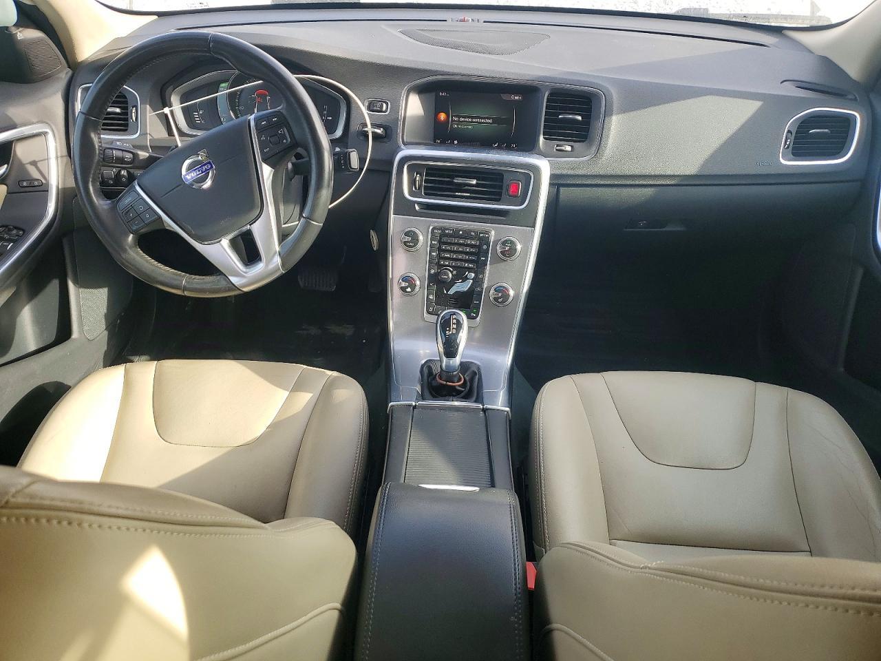 2018 VOLVO S60
