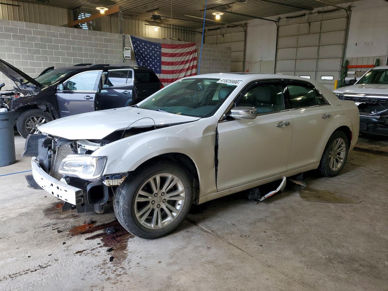 2016 CHRYSLER 300