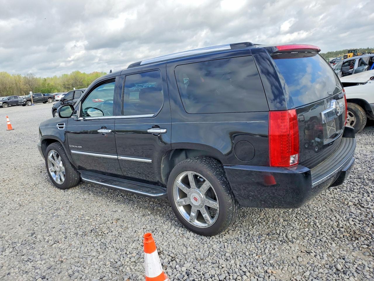 2009 CADILLAC ESCALADE