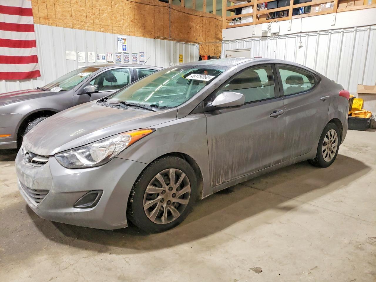 2012 HYUNDAI ELANTRA