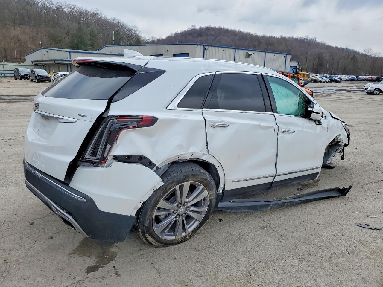 2024 CADILLAC XT5