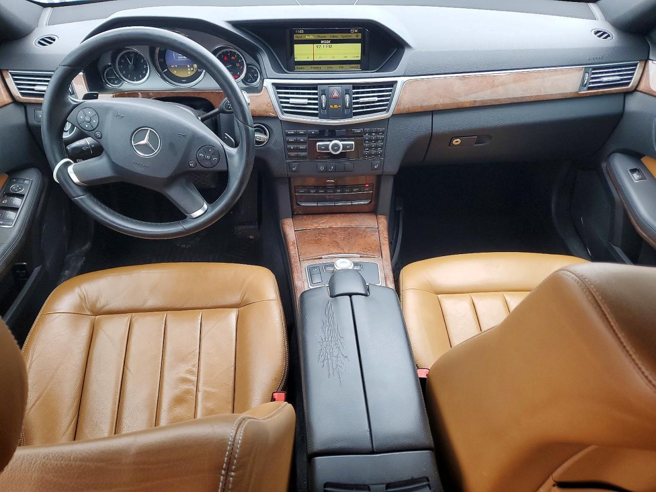 2016 MERCEDES-BENZ