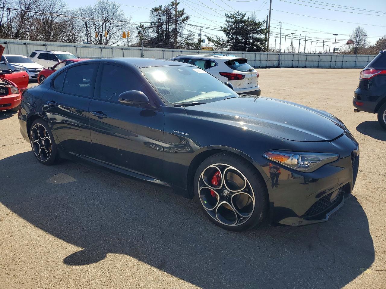2022 ALFA ROMEO Giulia