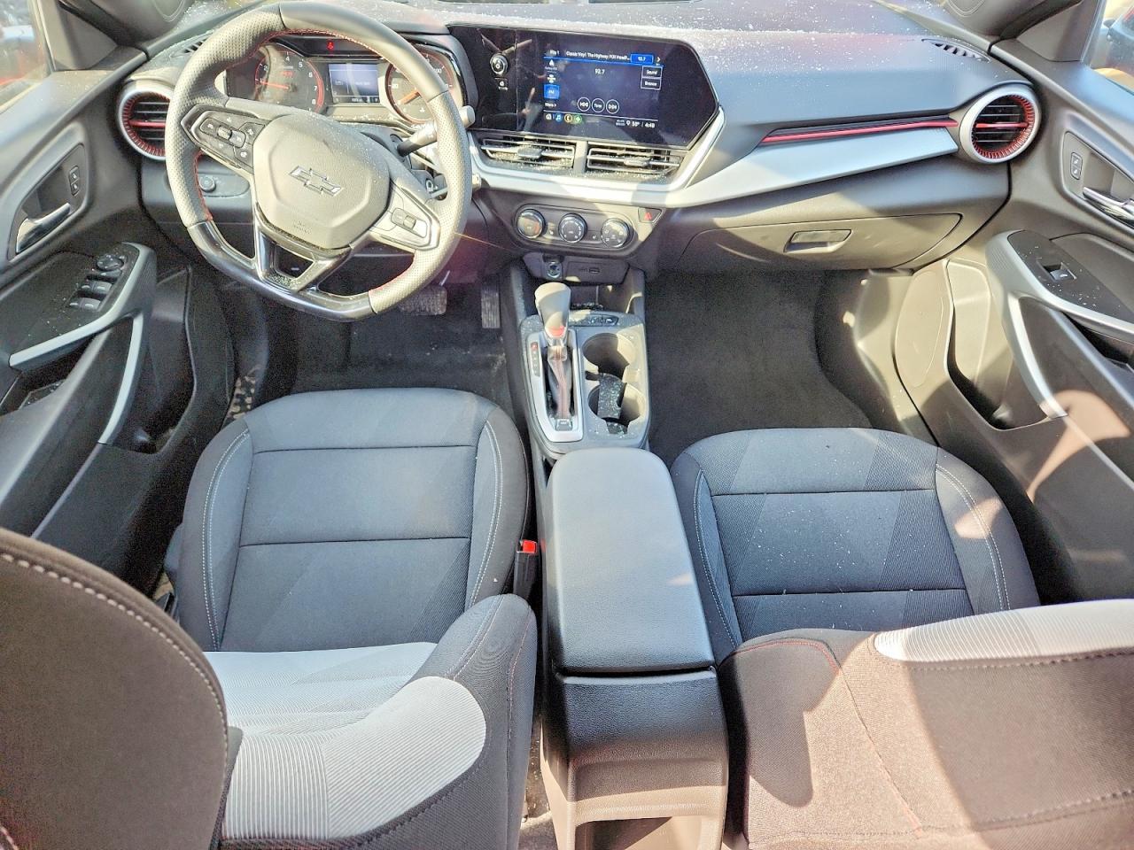 2026 CHEVROLET TRAX