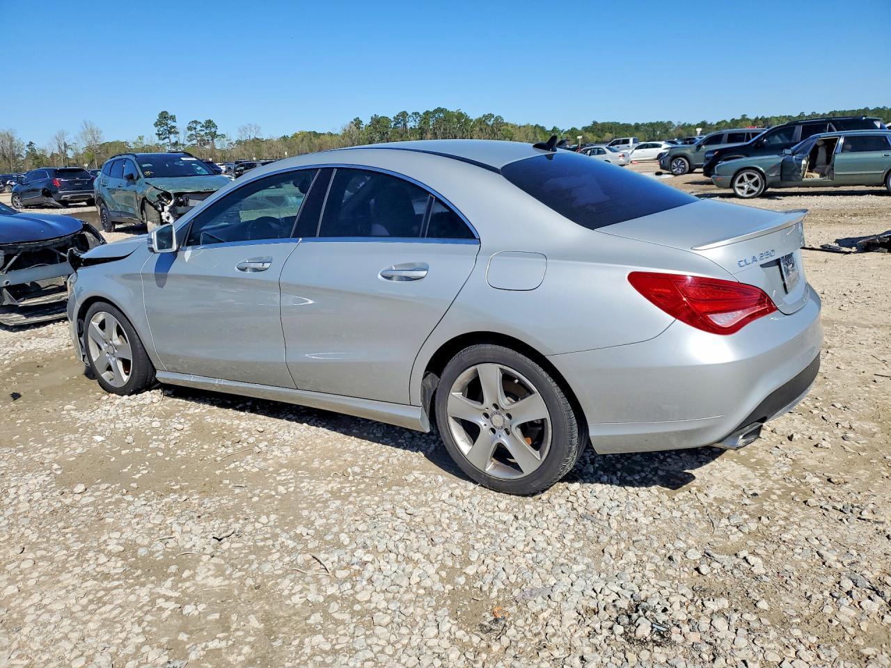 2015 MERCEDES-BENZ CLA-Class