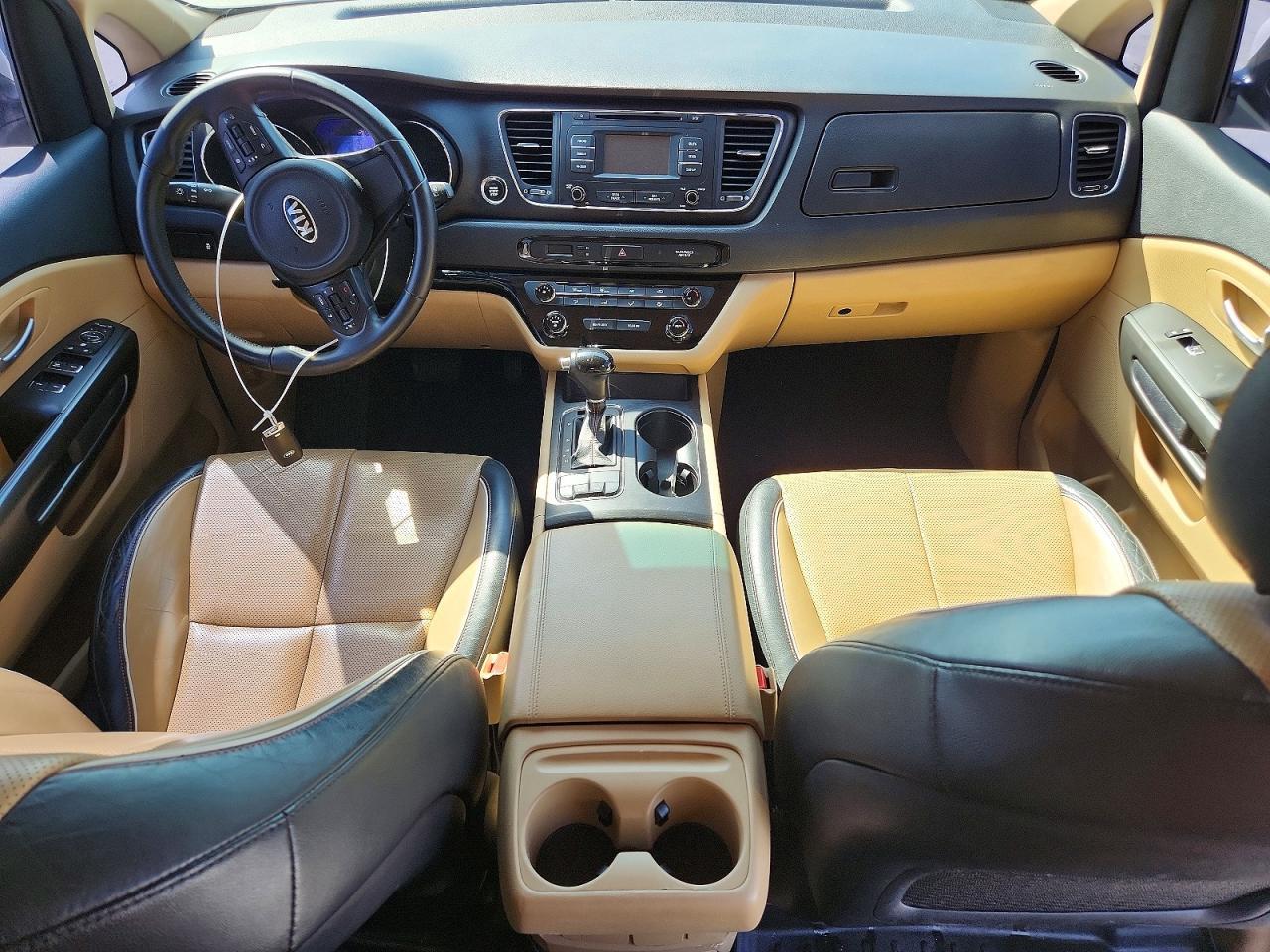 2016 KIA SEDONA