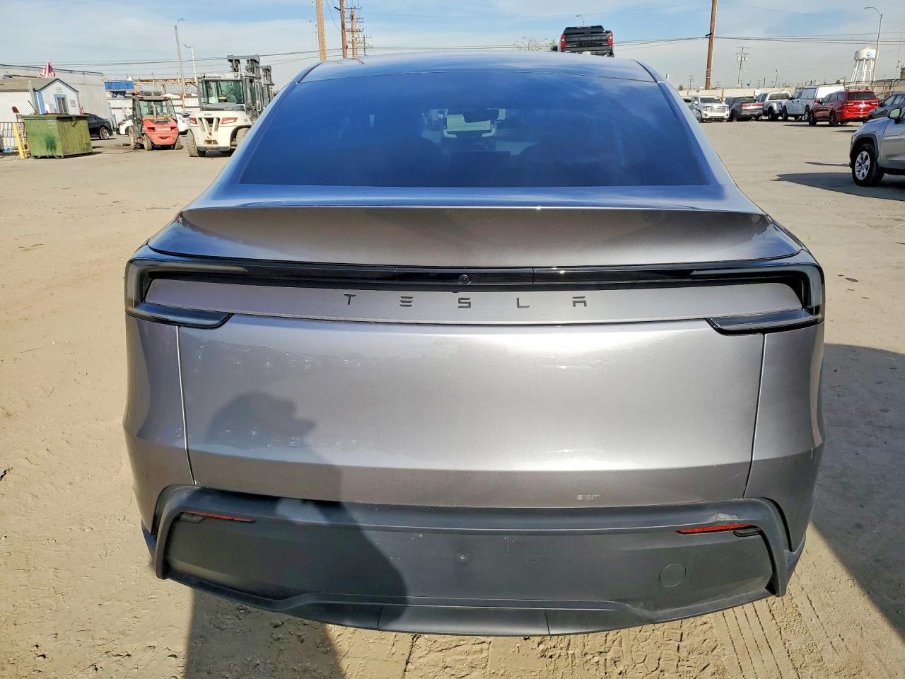 2026 TESLA MODEL Y