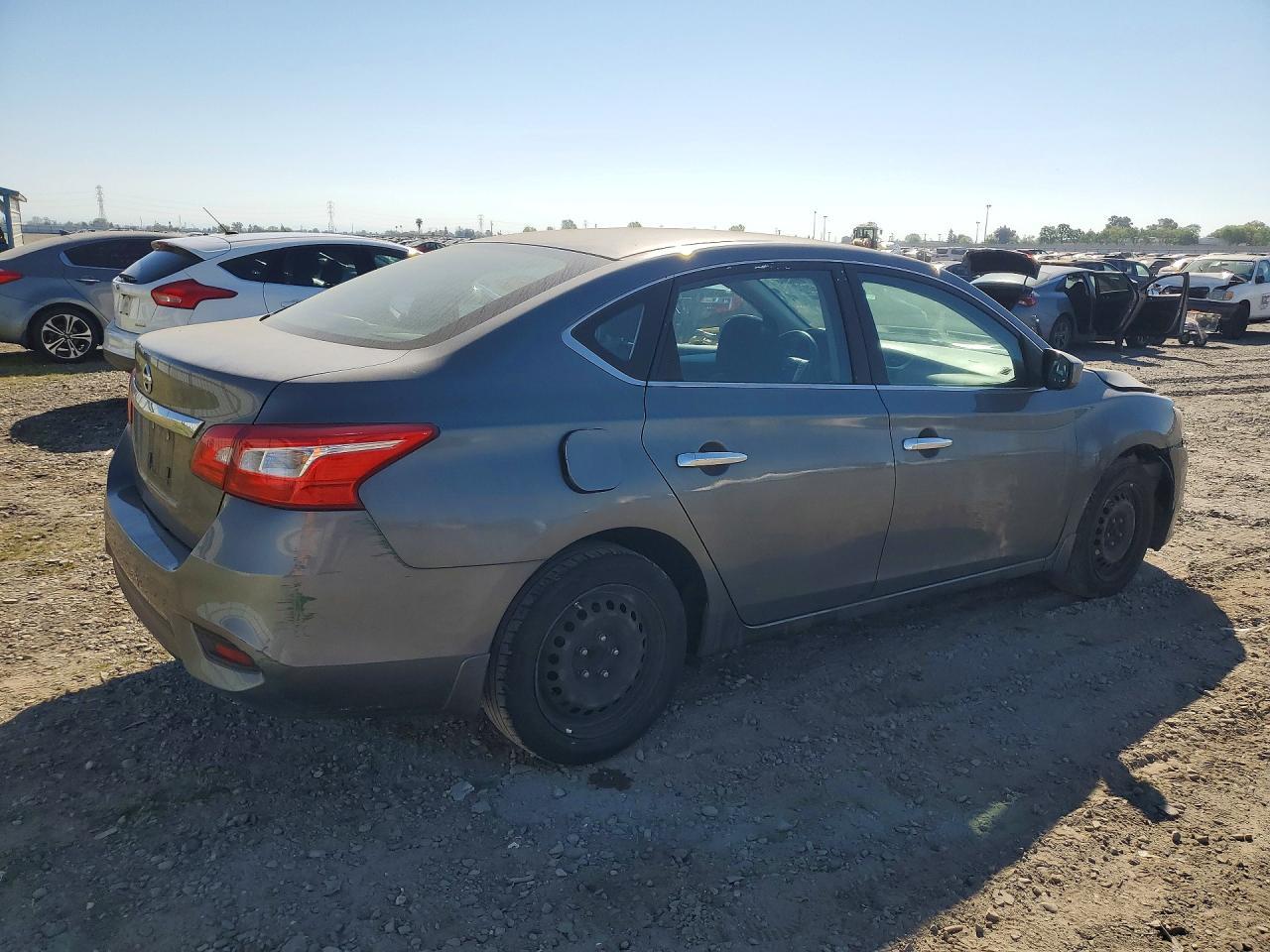 2016 NISSAN SENTRA