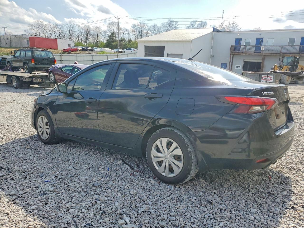 2020 NISSAN VERSA