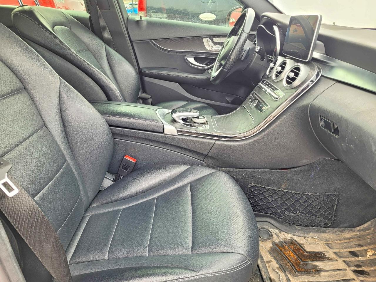 2016 MERCEDES-BENZ C-CLASS