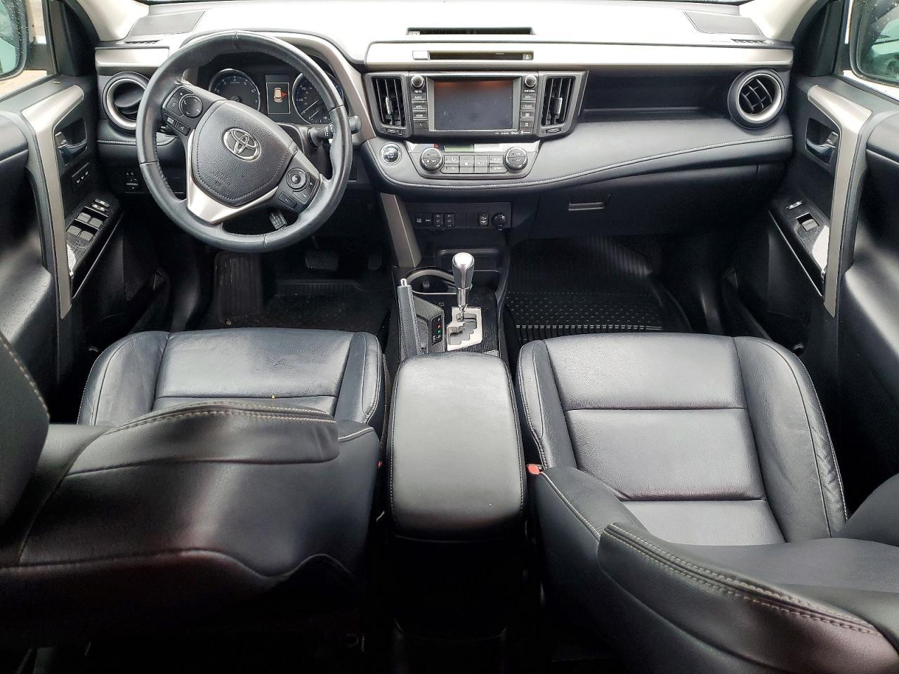 2016 TOYOTA RAV4