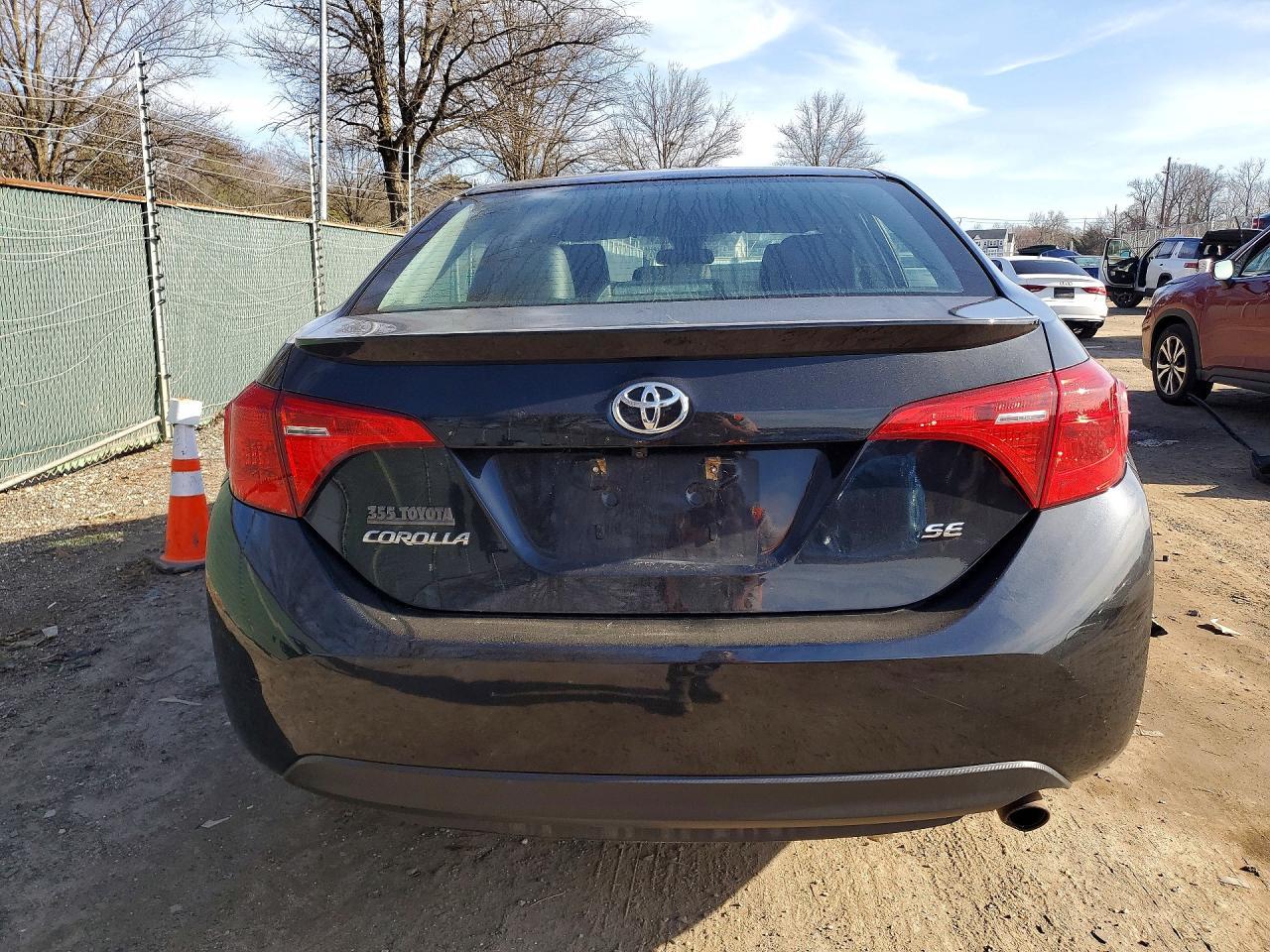 2017 TOYOTA COROLLA
