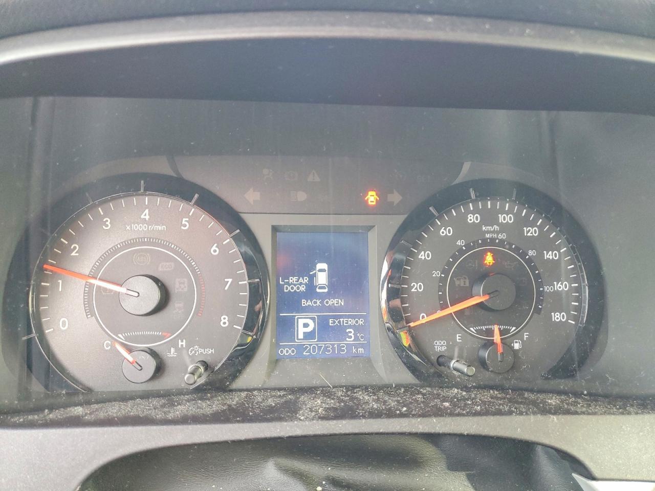 2016 TOYOTA SIENNA