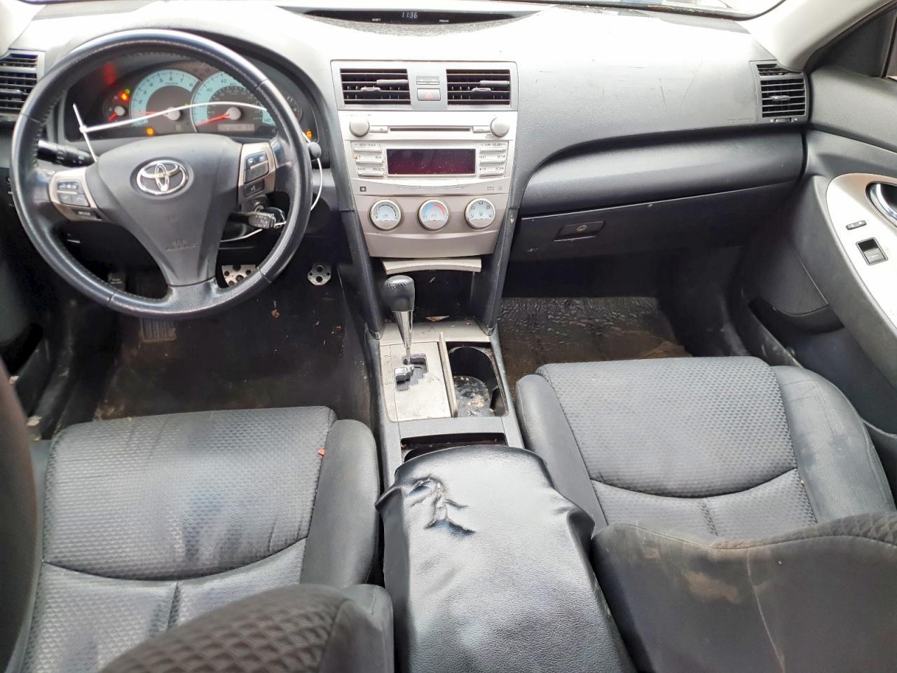 2010 TOYOTA CAMRY