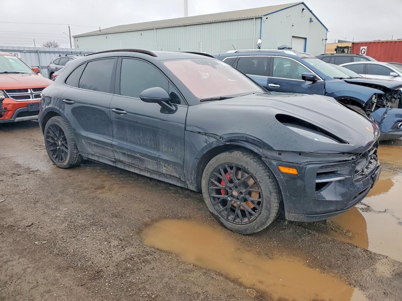 2020 PORSCHE Macan