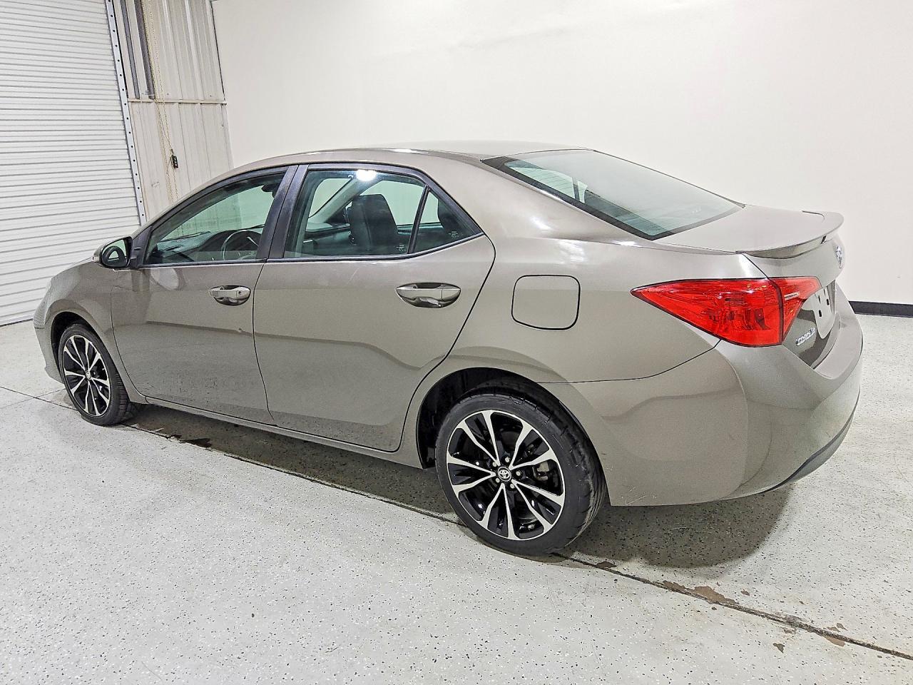2019 TOYOTA COROLLA