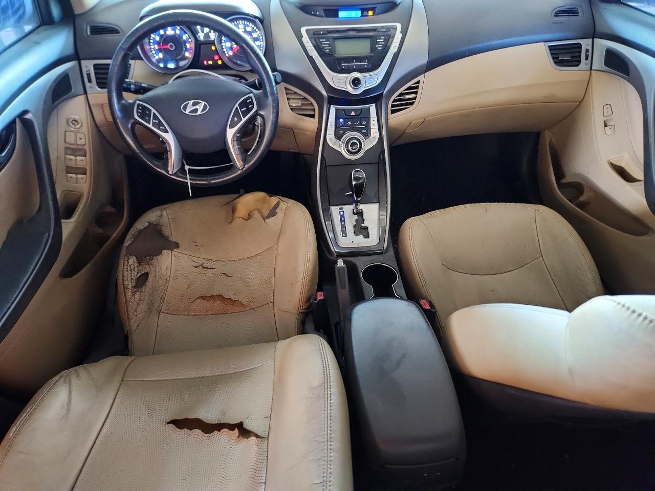 2012 HYUNDAI ELANTRA
