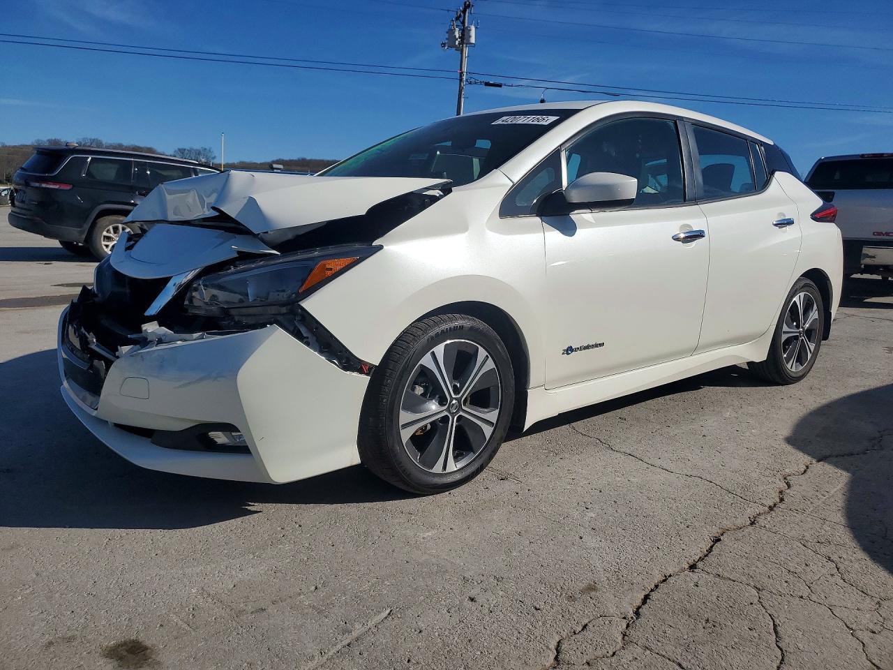2019 NISSAN LEAF
