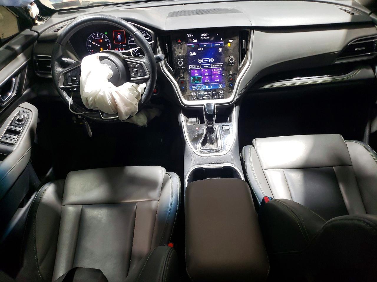 2021 SUBARU Outback