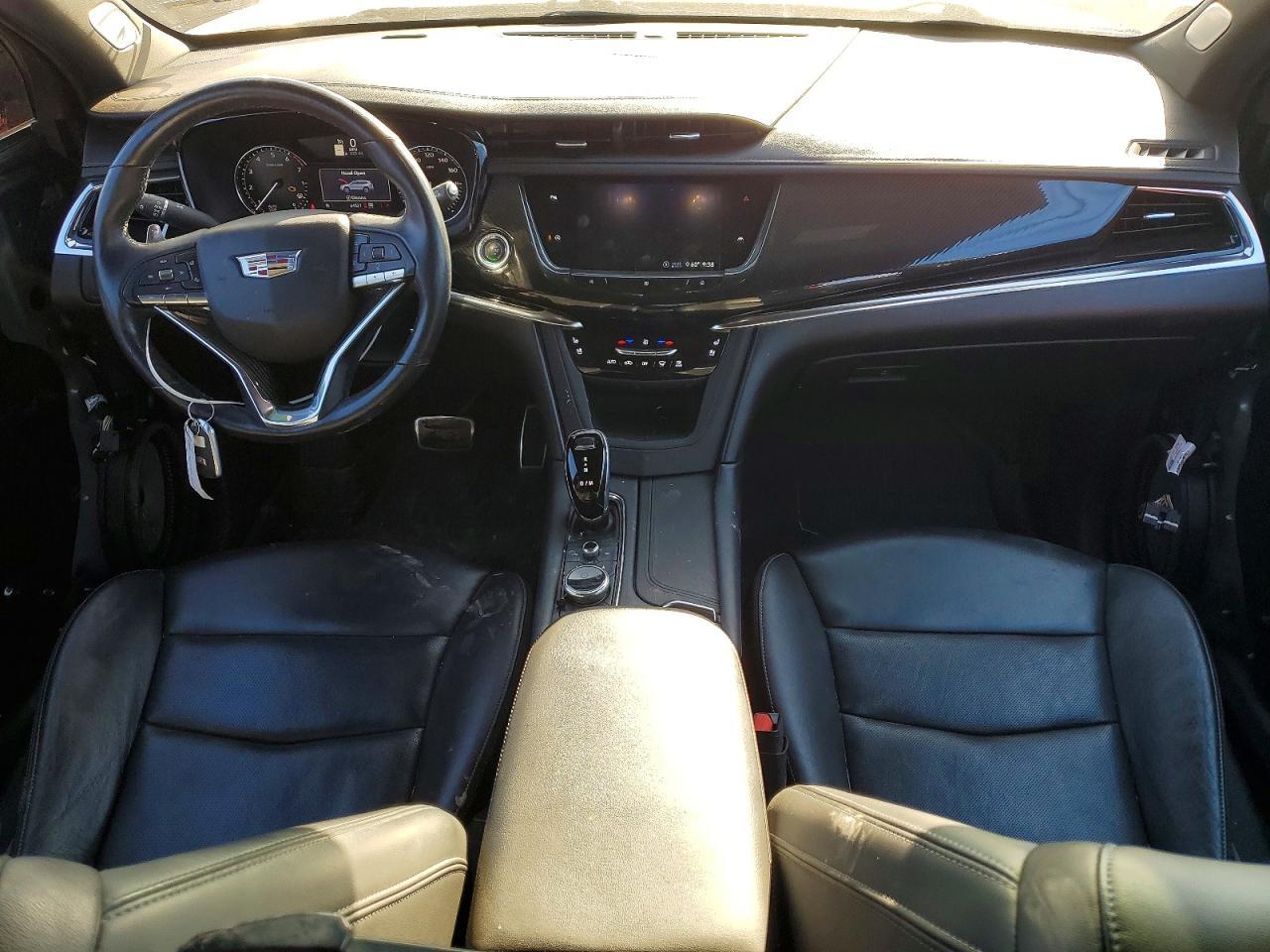 2020 CADILLAC XT6