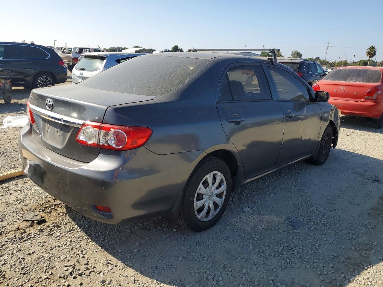 2013 TOYOTA COROLLA