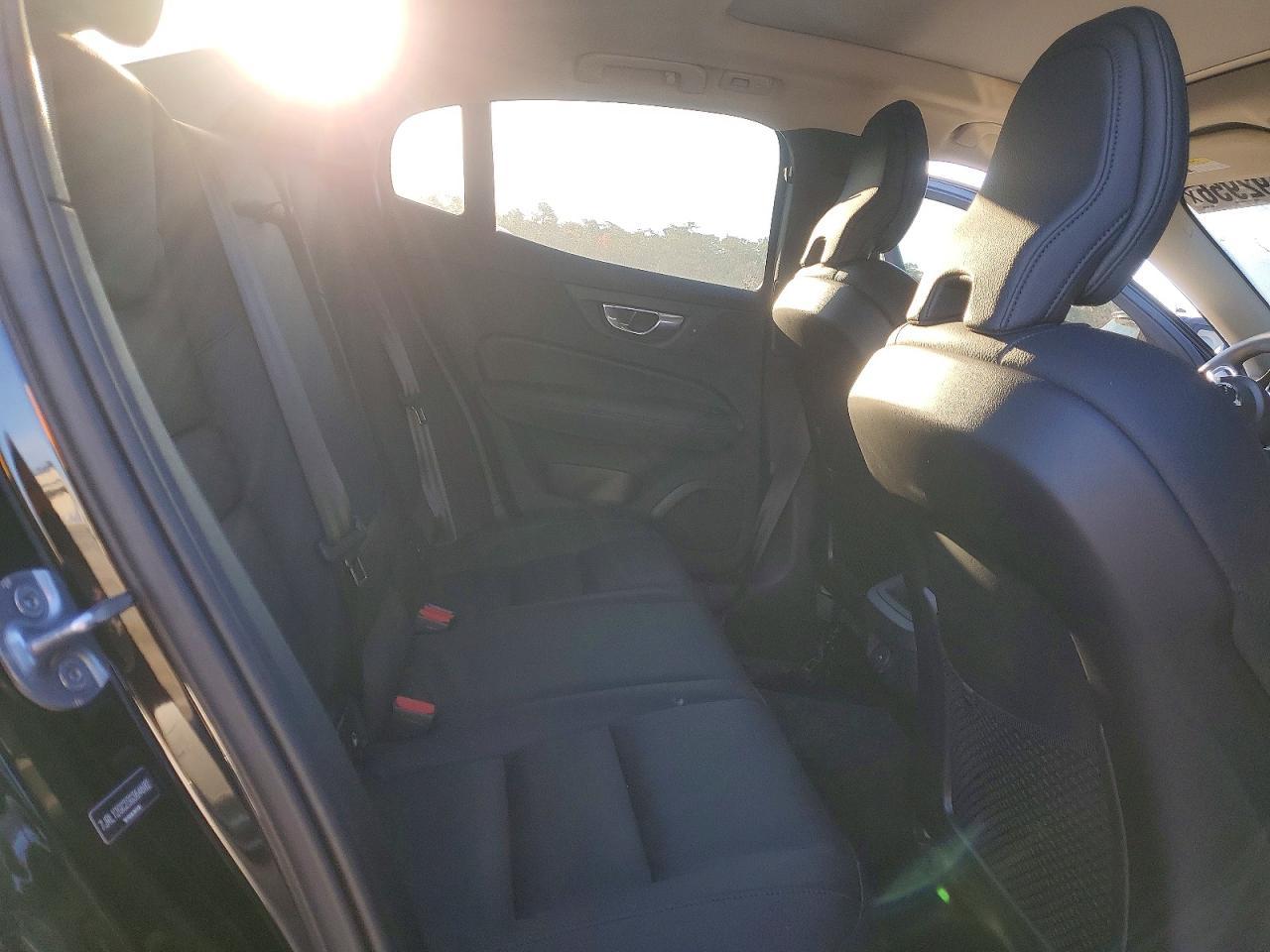2025 VOLVO S60