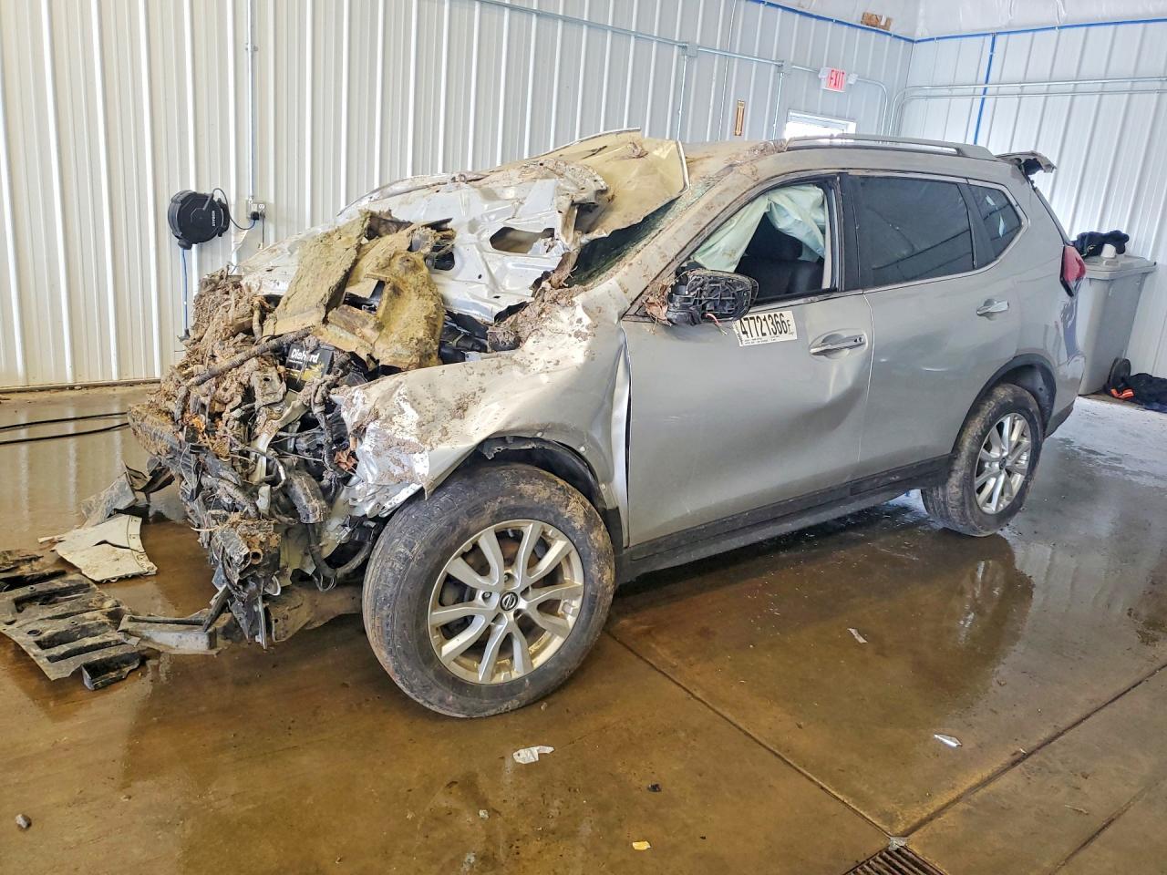 2017 NISSAN ROGUE